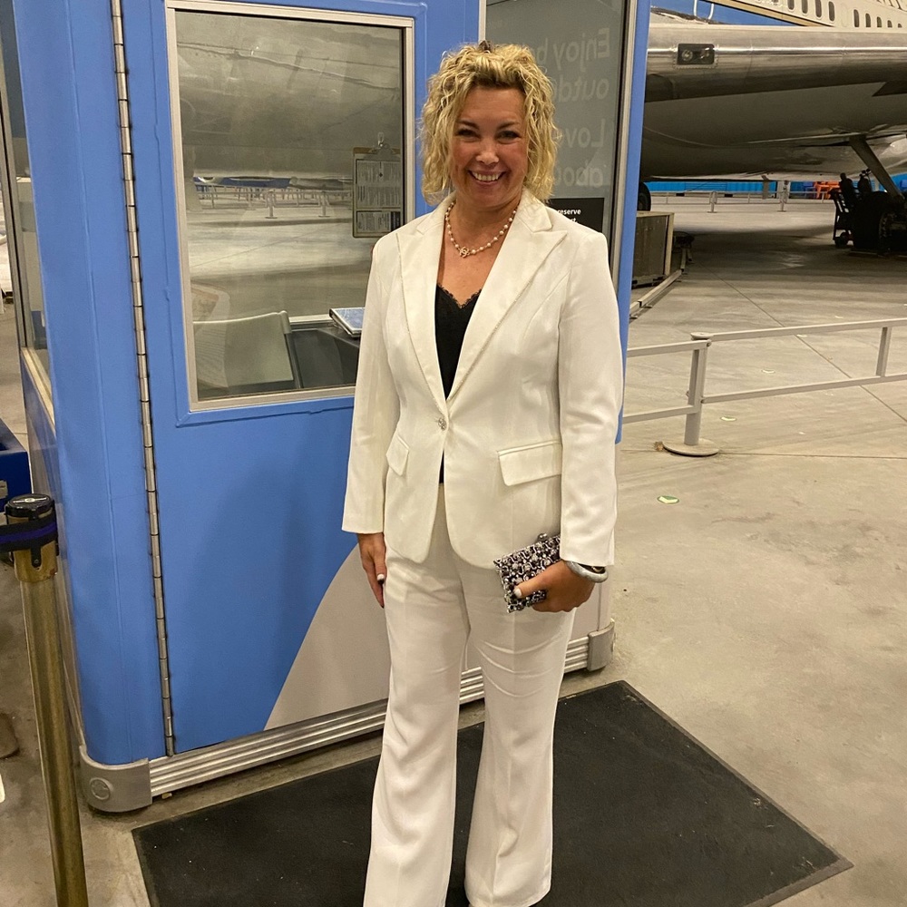Meet your Posher, Angela